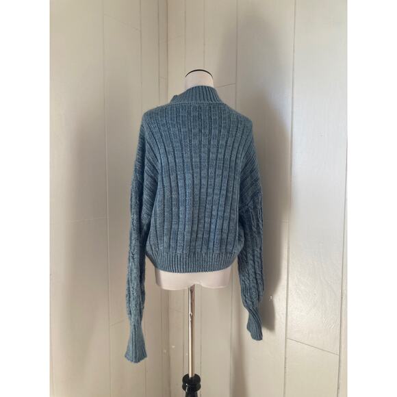 Arizona Blue Cropped Pullover Sweater, Size L - Picture 3 of 6